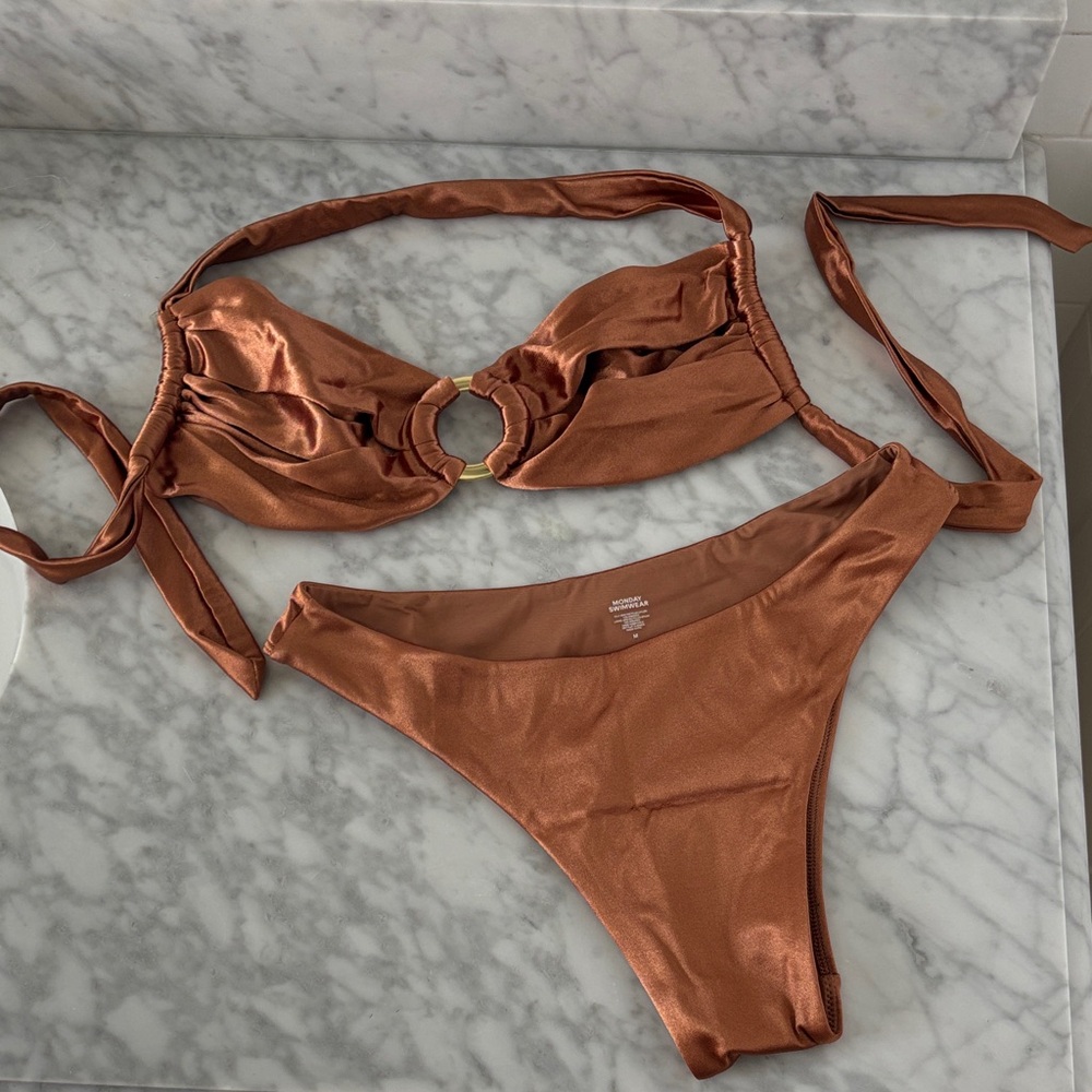 Monday swim bronze Bikini Set